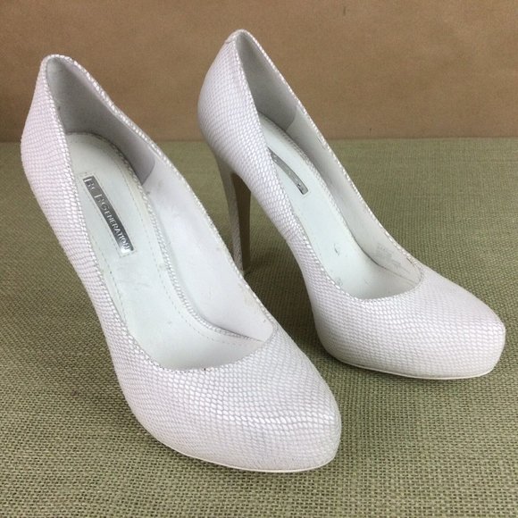 BCBG Generation Parade Leather Platform Heels - Picture 2 of 12